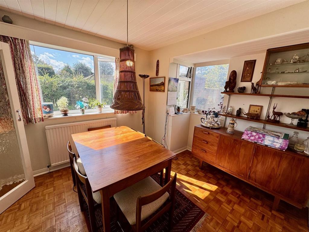 Dining Room 2.jpg