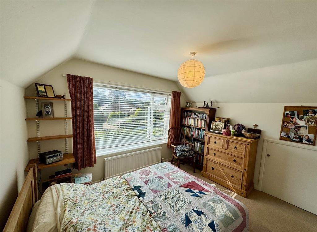 Bedroom 3.jpg