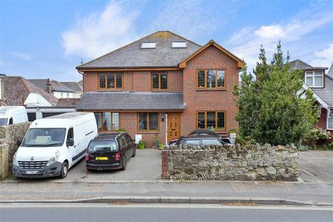 undefined, Broadway, Sandown, Isle of Wight