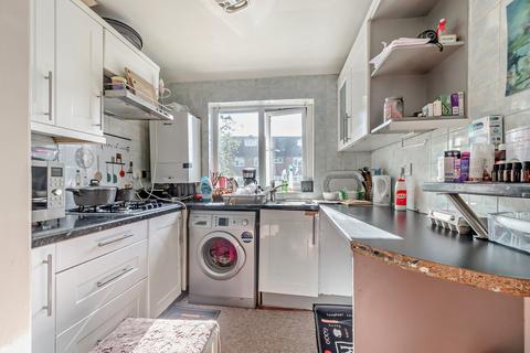 undefined, Drew Gardens, Greenford, UB6