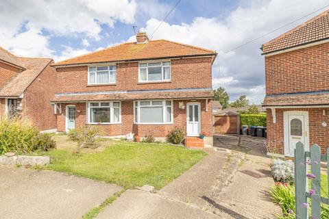3 bedroom semi-detached house for sale, Deansway Avenue, Sturry, Canterbury, Kent, CT2