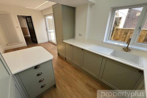 undefined, Stuart Street, Treorchy, Rhondda Cynon Taff, CF42