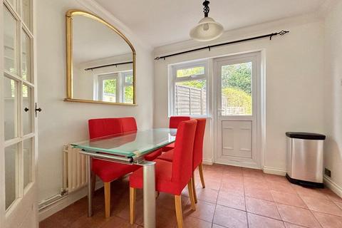 3 bedroom semi-detached house for sale, Bullfinch Close, Sevenoaks