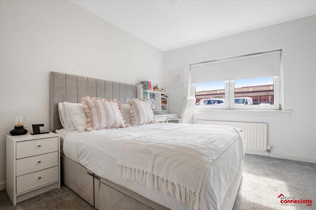 Bedroom One (1)