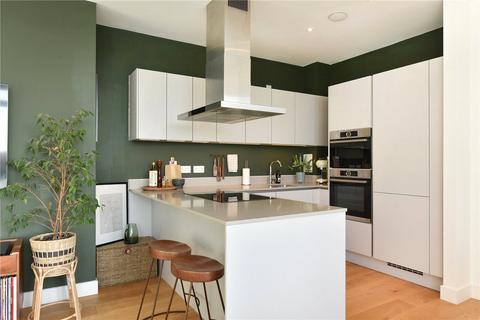 2 bedroom apartment for sale, West Parkside, London, SE10