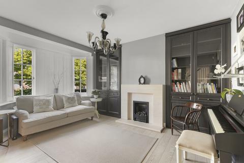 4 bedroom semi-detached house for sale, Amberley Road, Buckhurst Hill, IG9
