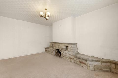 3 bedroom maisonette for sale, Donegal House, Cambridge Heath Road, London