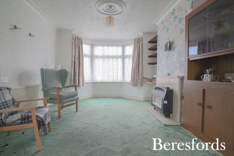 3 bedroom semi-detached house for sale, Argyle Gardens, Upminster, RM14