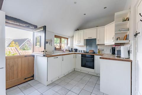 3 bedroom semi-detached house for sale, The Street, Hempnall