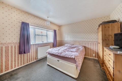 3 bedroom semi-detached house for sale, Lexden Drive, Chadwell Heath RM6