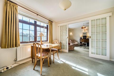 4 bedroom detached house for sale, Hilltop Way, Salisbury SP1