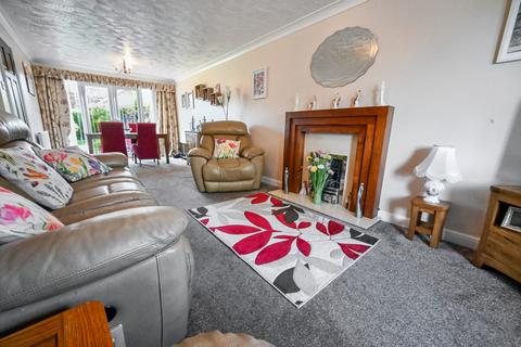 4 bedroom detached house for sale, Brownshore Lane, Essington WV11