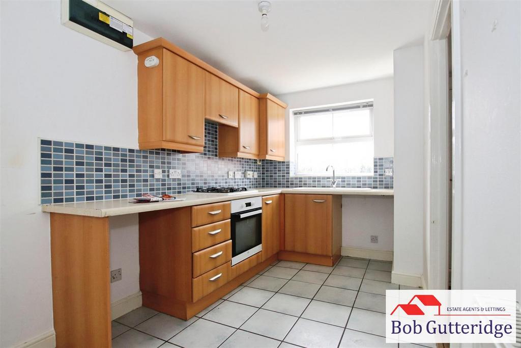 Fitted kitchen / breakfast room