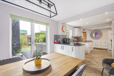 undefined, Richardson Close, London Colney, AL2 1QW