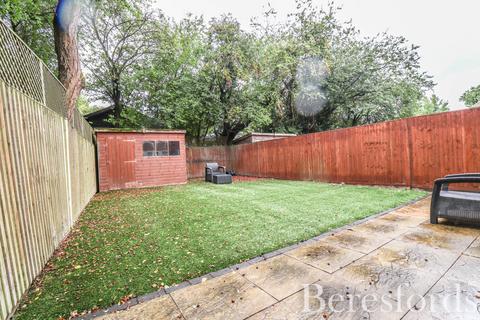 3 bedroom semi-detached house for sale, Foxwood Gardens, Little Canfield, CM6