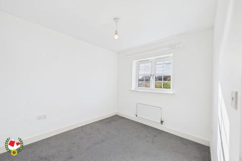 25 Fauld Drive Kingsway, Quedgeley, Gloucester, GL2 2HZ