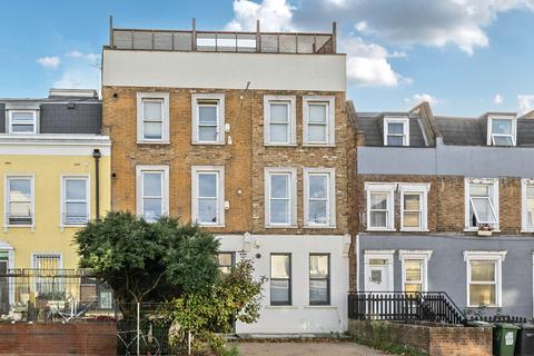 2 bedroom flat for sale, Lewisham Way, New Cross, London, SE14