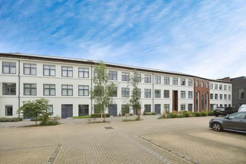 undefined, Birch Landing, Horseman Square, S3