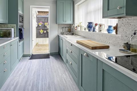 undefined, Thames Close, Littlehampton BN17