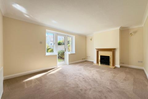 3 bedroom end of terrace house for sale, Bramley Close, East Hanney, OX12