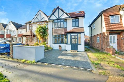 undefined, Hall Road, Isleworth, TW7