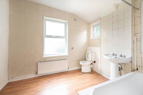undefined, Hockley Avenue, East Ham, London, E6