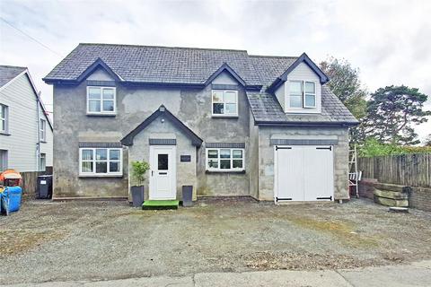 undefined, Gwar Capel, Cefn Gorwydd, Llangammarch Wells, Powys, LD4