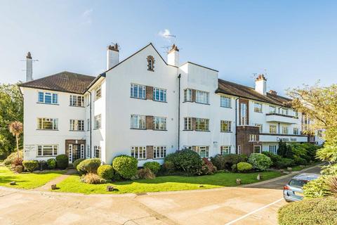 Chertsey Road, St Margarets TW1