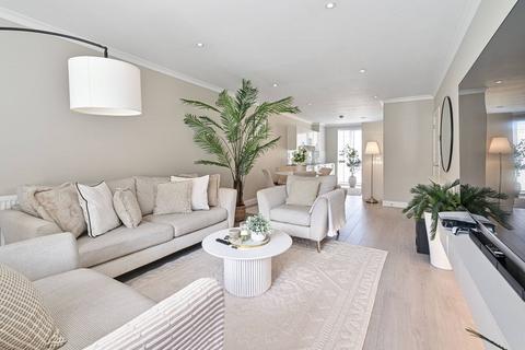 3 bedroom flat for sale, Grahame Park Way, Mill Hill, London, NW9