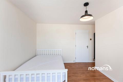 4 bedroom semi-detached house to rent, Meare Road, Bath, Somerset, BA2