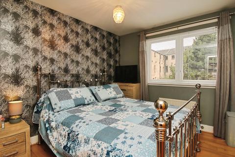 2 bedroom flat for sale, Yardheads, Edinburgh EH6