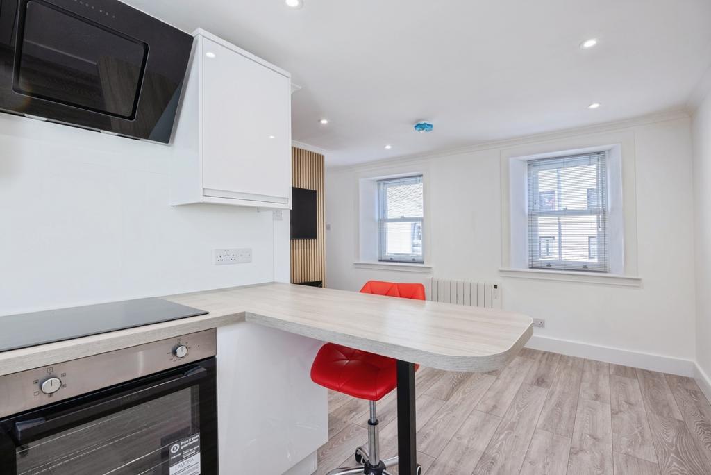 Kitchen/Living Room