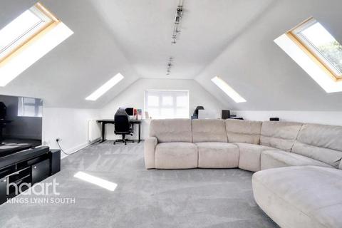 5 bedroom detached house for sale, Lynn Road, East Winch