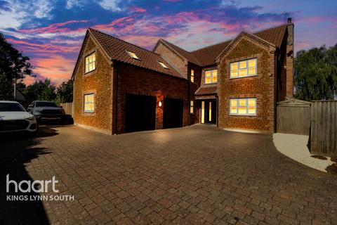 undefined, Lynn Road, East Winch