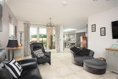 4 bedroom detached house for sale, Weedling Gate, Tadcaster LS24