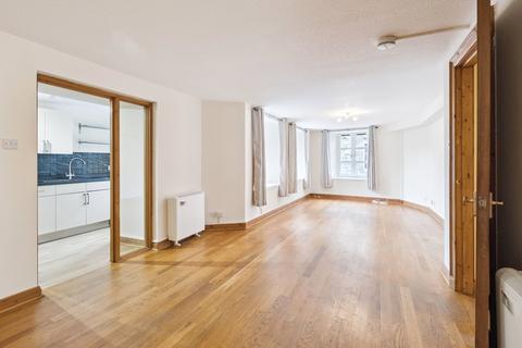 56/9 Timber Bush, Edinburgh, EH6 6QH