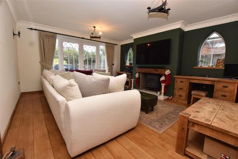 undefined, Hannett Road, Canvey Island SS8