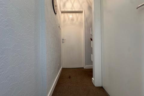 2 bedroom terraced house to rent, De Lacy Street, Ashton-on-Ribble, Preston, PR2