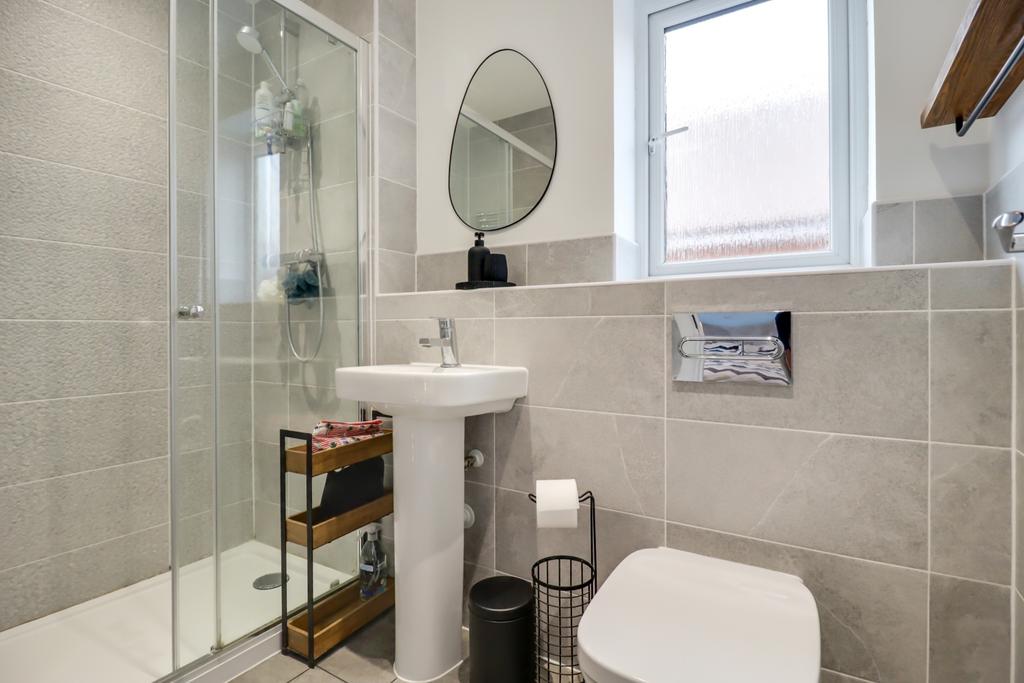 Ensuite-I