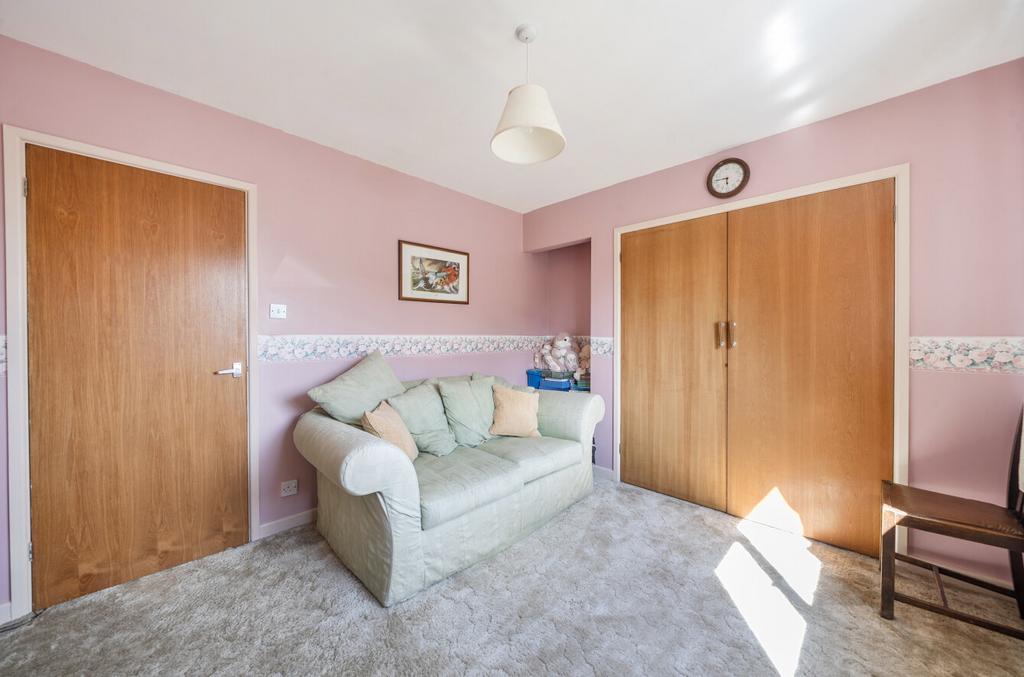 Bedroom 3/Study