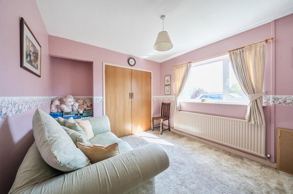 Bedroom 3/Study