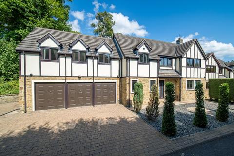 5 bedroom detached house for sale, Woodlands Close, Apperley Bridge, West Yorkshire, BD10