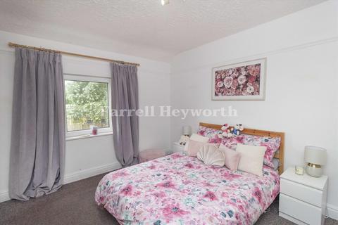 5 Bancroft Avenue, Thornton-cleveleys, FY5 4NW