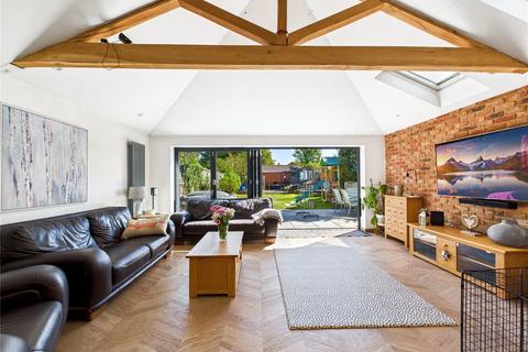 4 bedroom semi-detached house for sale, Irvine Road, Colchester, Essex, CO3