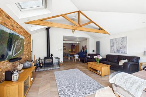 4 bedroom semi-detached house for sale, Irvine Road, Colchester, Essex, CO3