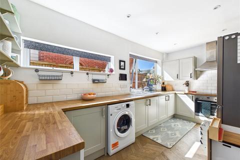 4 bedroom semi-detached house for sale, Irvine Road, Colchester, Essex, CO3