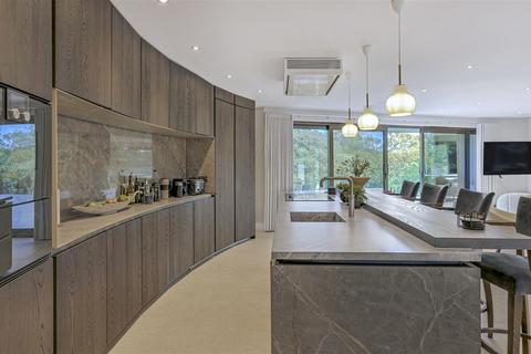 undefined, Penthouse, The Avenue Branksome Park