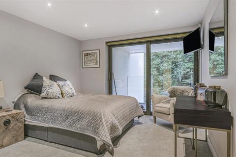 undefined, Penthouse, The Avenue Branksome Park