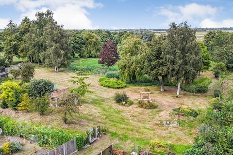 3 bedroom cottage for sale, Low Road, Norwich NR14