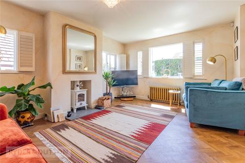 3 Broadgate, Dobcross, Oldham, OL3 5BJ